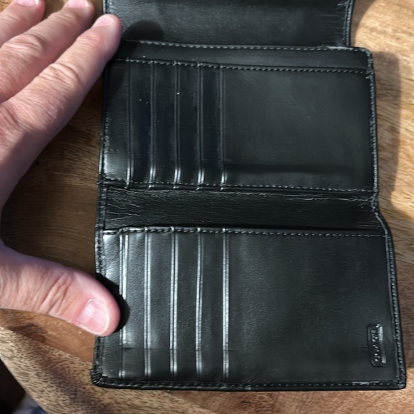 Coach - Picture 7 of 11